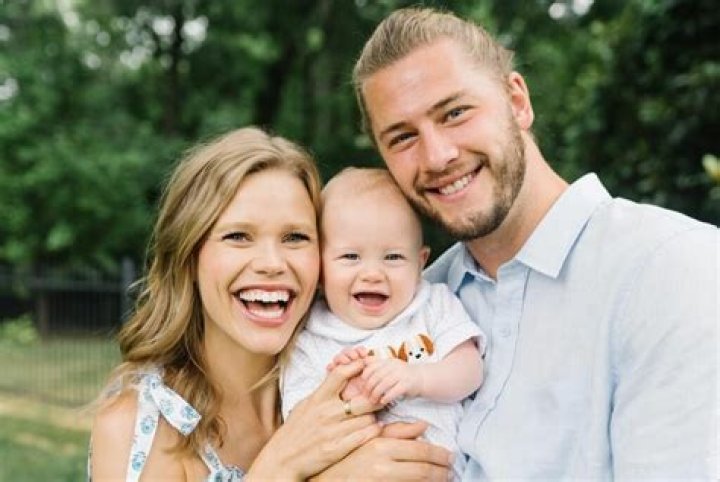 Walker Zimmerman Age, Wiki, Biography, Wife, Children, Salary, Net Worth, Parents